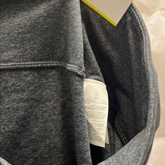 Old Navy Active Gray Leggings XXL - Picture 3 of 10